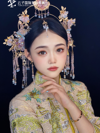 青岛化妆培训教你睫毛膏干了的解决方法